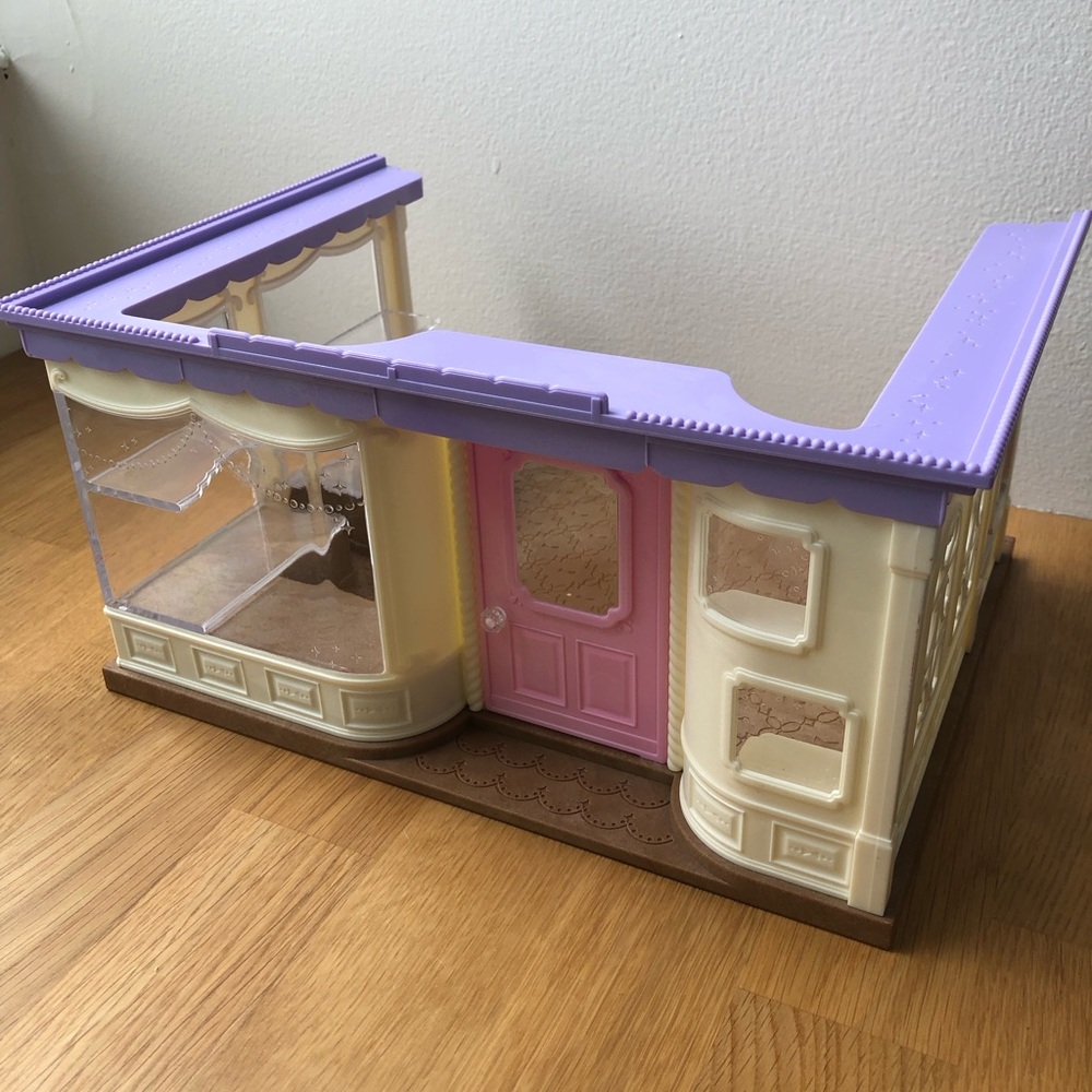Calico Critters Sylvanian Families Boutique Shopping Store Playset Dollhouse